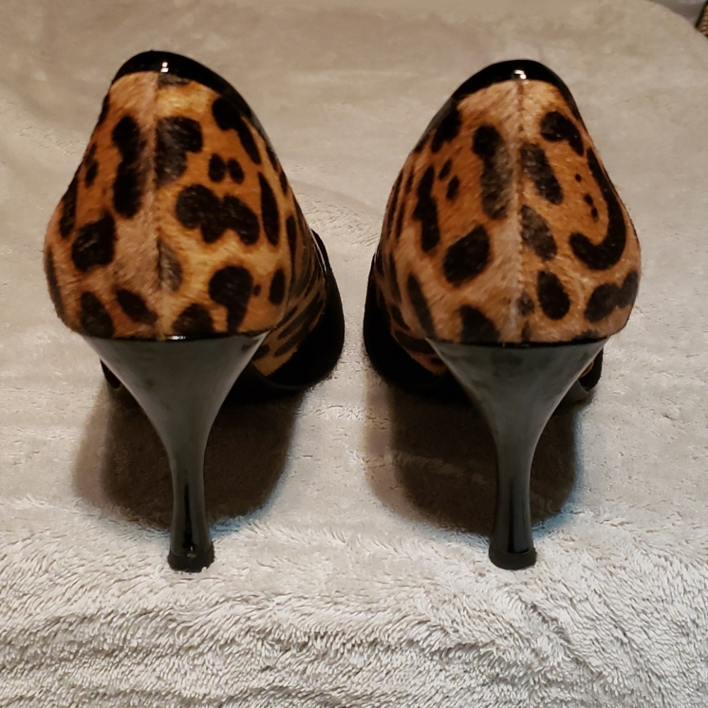 Heels - Picture 5 of 7